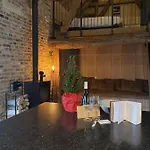 アパート Hoeve Aan De Rand Maastricht Met Natuurzwembad ベルグ・エン・テルブレイト