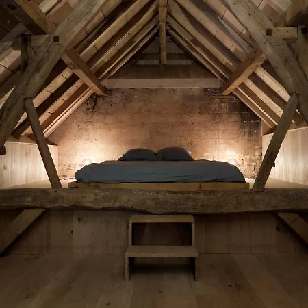 Hoeve Aan De Rand Maastricht Met Natuurzwembad Berg en Terblijt