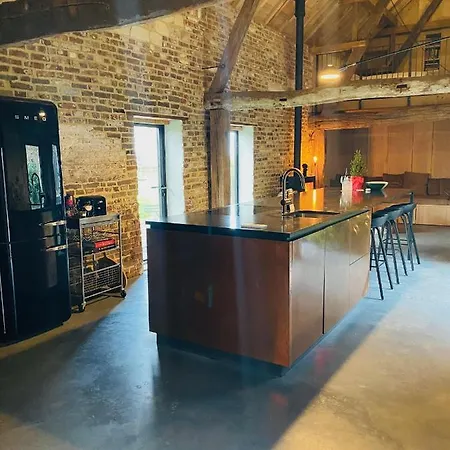 Hoeve Aan De Rand Maastricht Met Natuurzwembad Appartement Berg en Terblijt