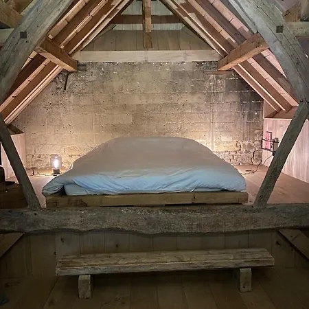 Διαμέρισμα Hoeve Aan De Rand Maastricht Met Natuurzwembad Berg en Terblijt